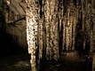 Kolumny w jaskinia Arta